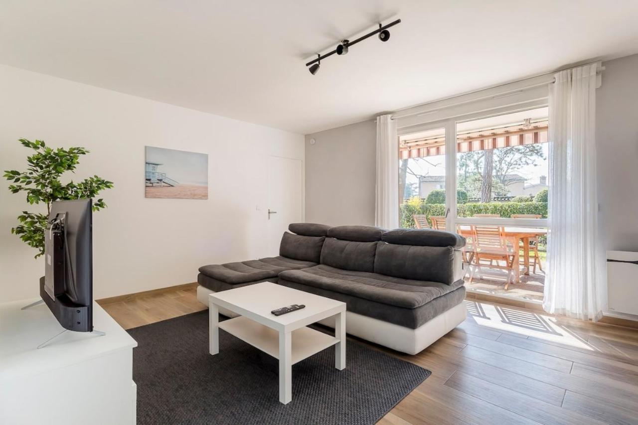 Suite Granges En Rez-De-Jardin Pour 4 Voyageurs Lião Exterior foto
